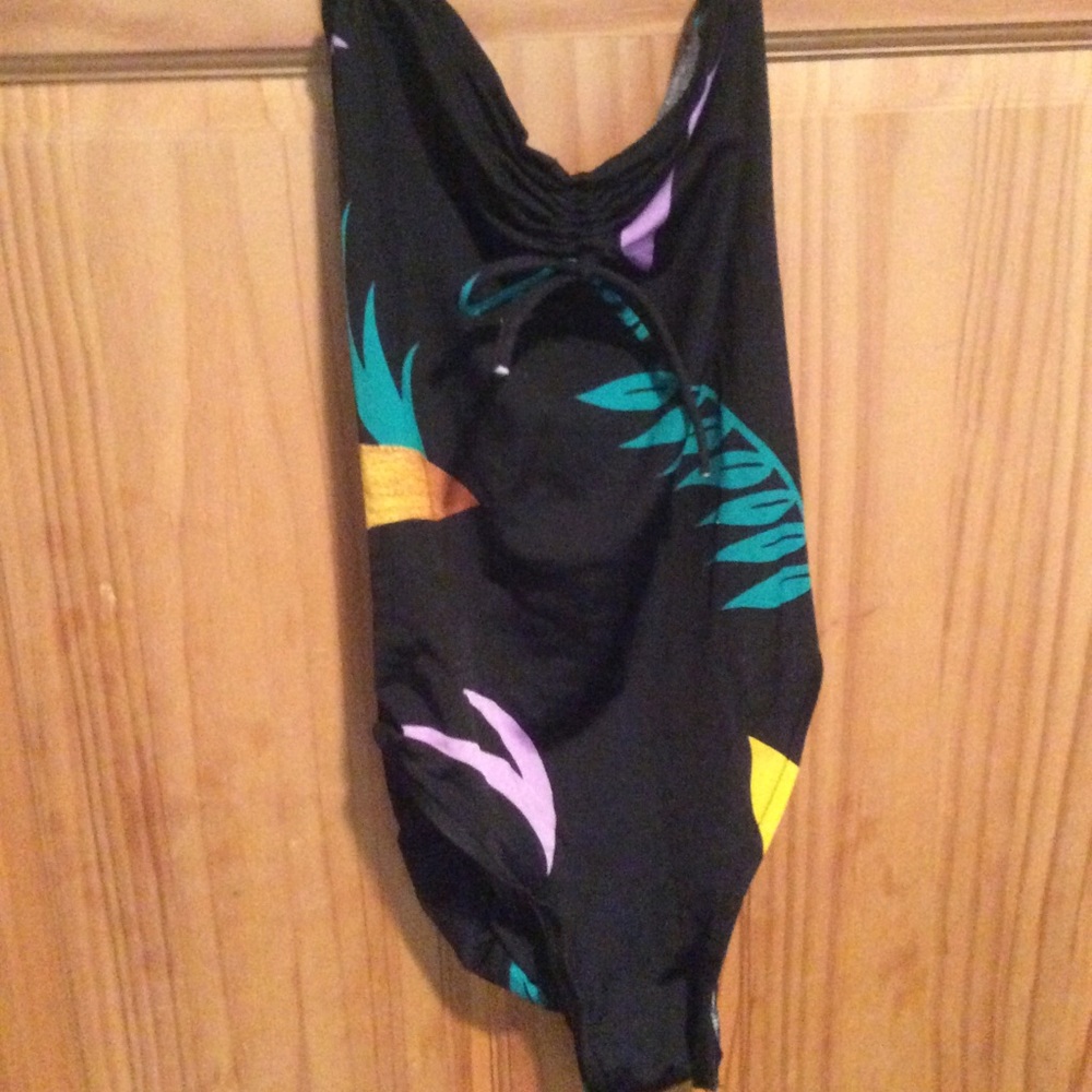Bathing suit